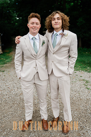 Kayla&Holly-118