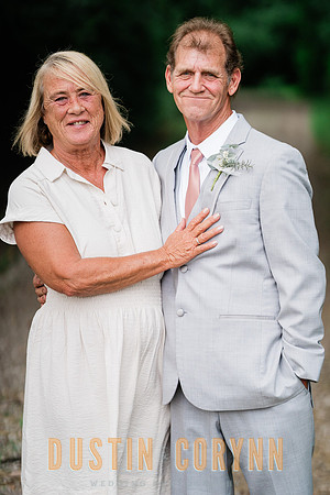 Kayla&Holly-307