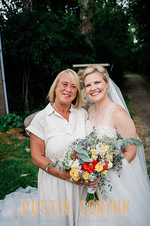 Kayla&Holly-308