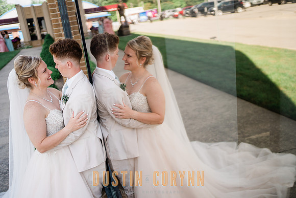 Kayla&Holly-497
