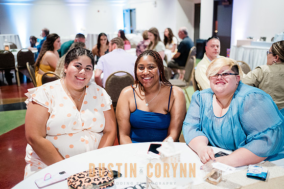 Kayla&Holly-539