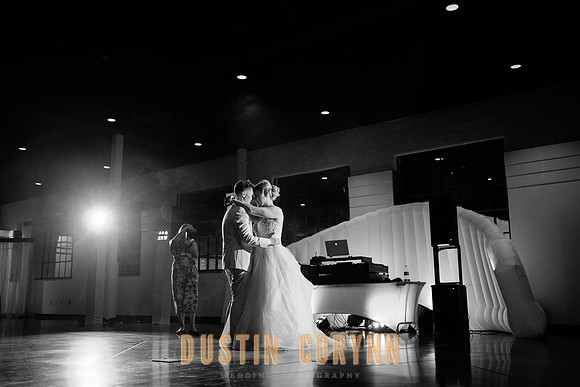 Kayla&Holly-602