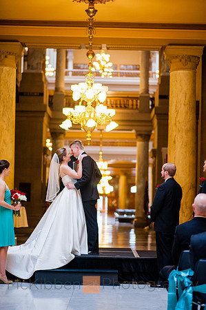 CEREMONY-102